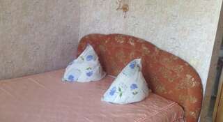 Гостиница Guest House Mitridat Коктебель Номер с кроватью размера "king-size" и видом на сад-1